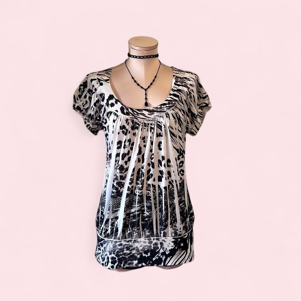 Y2K black & white mixed animal print blouse with leopard
